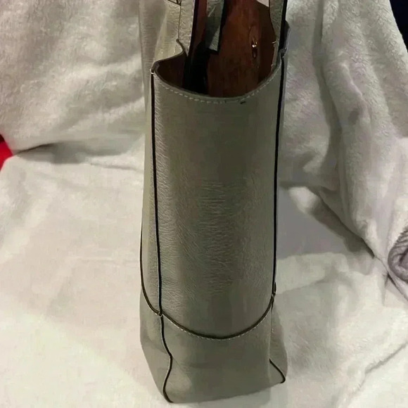 Joy Susan Gray Tote - Picture 7 of 11